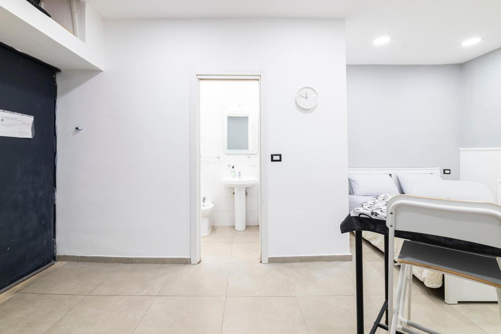 Many House Apartment Napoli Exterior foto